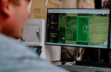 Screen with digital farm data