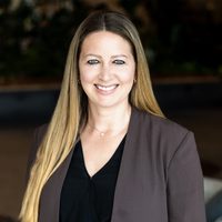 Portrait of Heather McPherson.